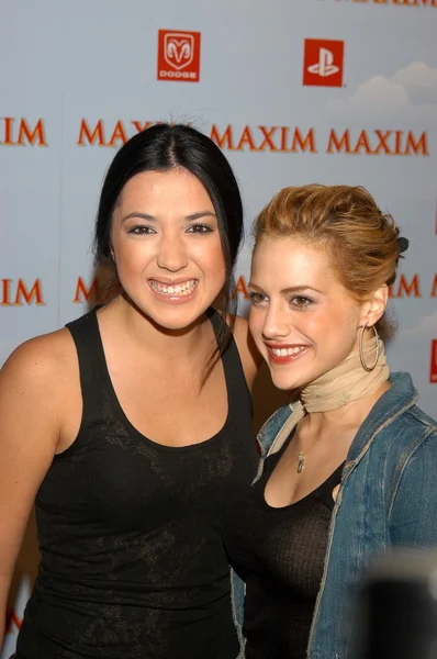 Michelle Branch and Brittany Murphy — Stock Photo, Image