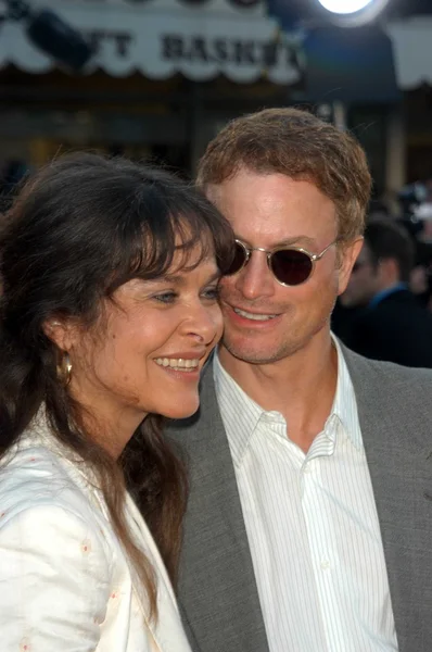 Gary Sinise y su esposa — Foto de Stock