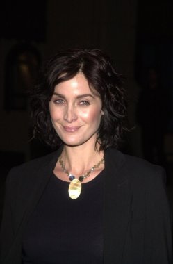 Carrie-anne moss
