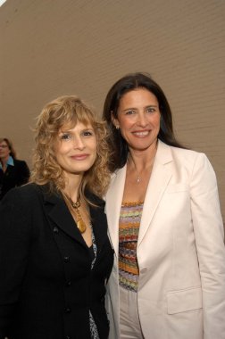 Kyra sedgwick ve mimi rodgers