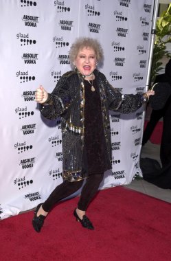 Estelle Harris