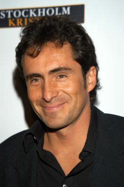 Damian Bichir