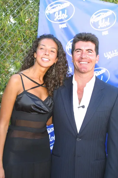 Simon Cowell e namorada Terry — Fotografia de Stock