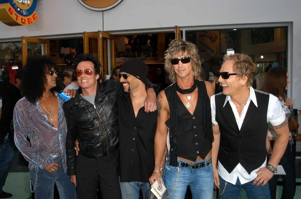 Slash, Scott Weiland, Dave Kushner, Duff McKagan y Matt Sorum —  Fotos de Stock