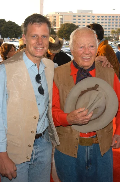 James Bacon y su hijo Jim — Foto de Stock