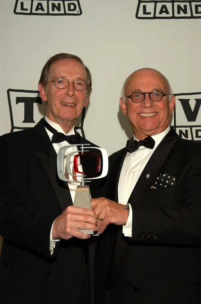 Bernie Kopell e Gavin MacLeod — Foto Stock