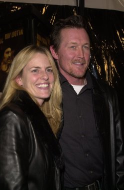 Robert patrick ve eşi barbara