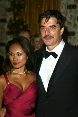 Chris kuzeyinde ve tara wilson