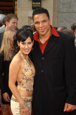 Tony gonzalez ve kerri karabag