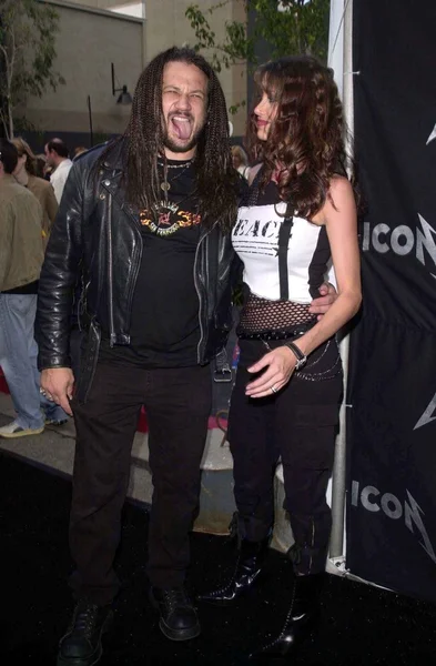 Joe reitman en shannon elizabeth — Stockfoto