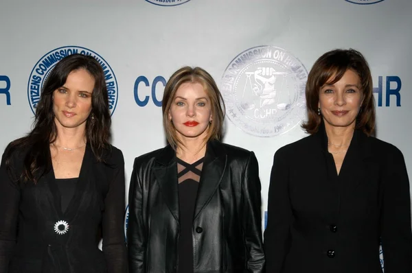 Juliette lewis, priscilla presley och anne archer — Stockfoto