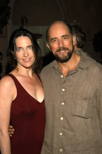 Sheila kelley en echtgenoot richard schiff — Stockfoto