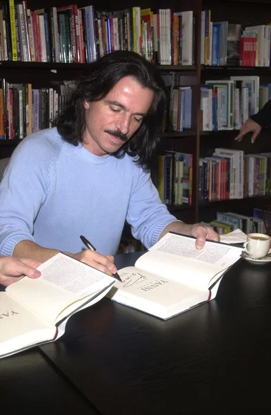 Yanni — Stock Photo, Image