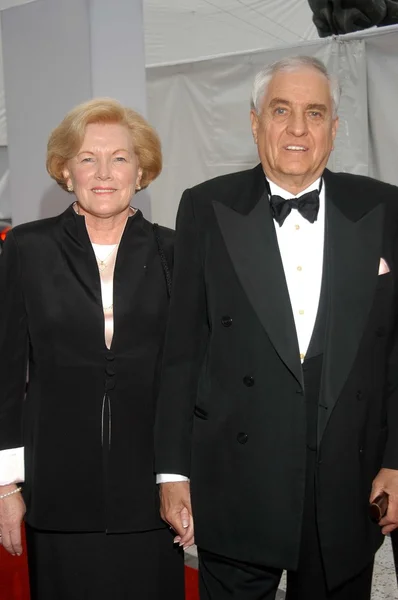 加里 · 马歇尔和妻子 — 图库照片
