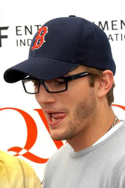 Ashton Kutcher — Photo