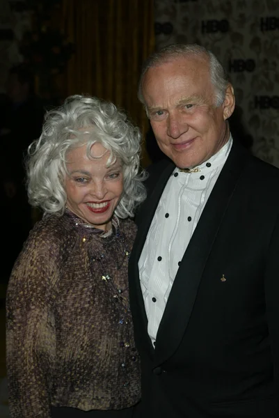 Buzz Aldrin y su esposa —  Fotos de Stock