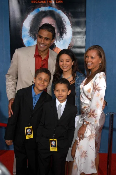 Rick Fox, wife Vanessa L. Williams and family Stock Picture