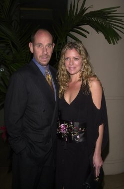 Miguel ferrer ve eşi leilani kuzukulağı