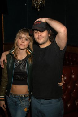 Taryn manning ve kardeşi kellin personel