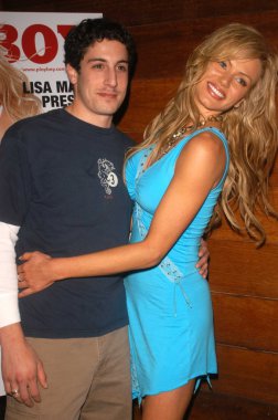Jason biggs ve nikki ziering