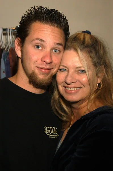 Paul Shugerman and mom Julie Shugerman — Stock Photo, Image