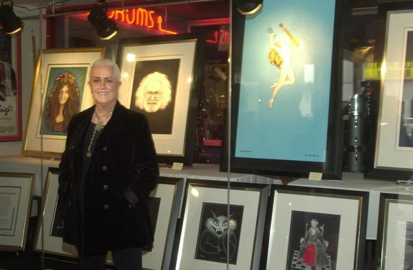 Grace Slick e i suoi dipinti — Foto Stock