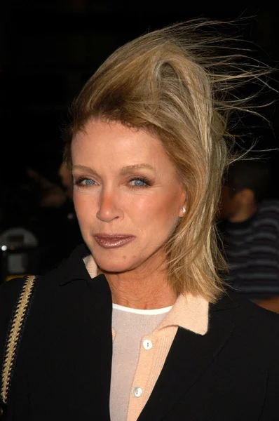 Donna Mills — Stockfoto