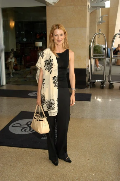 Kelly Rowan — Photo