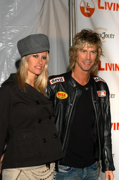 Duff mckagan a manželka — Stock fotografie