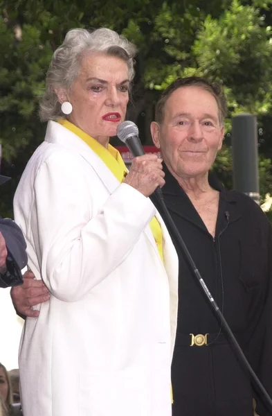 Jane Russell canta buon compleanno a Jack Lalanne — Foto Stock