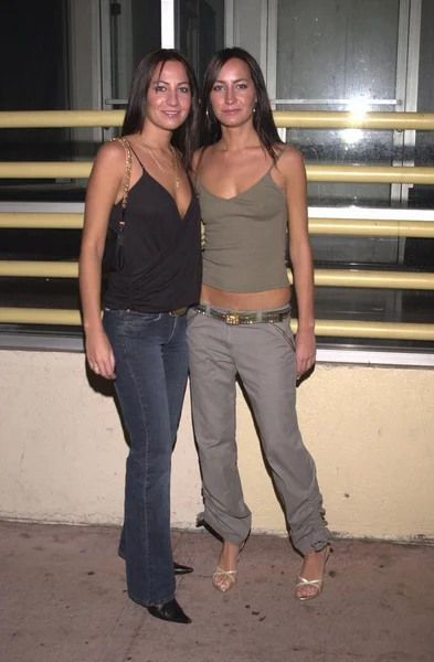 Nikki et Teena Collins — Photo