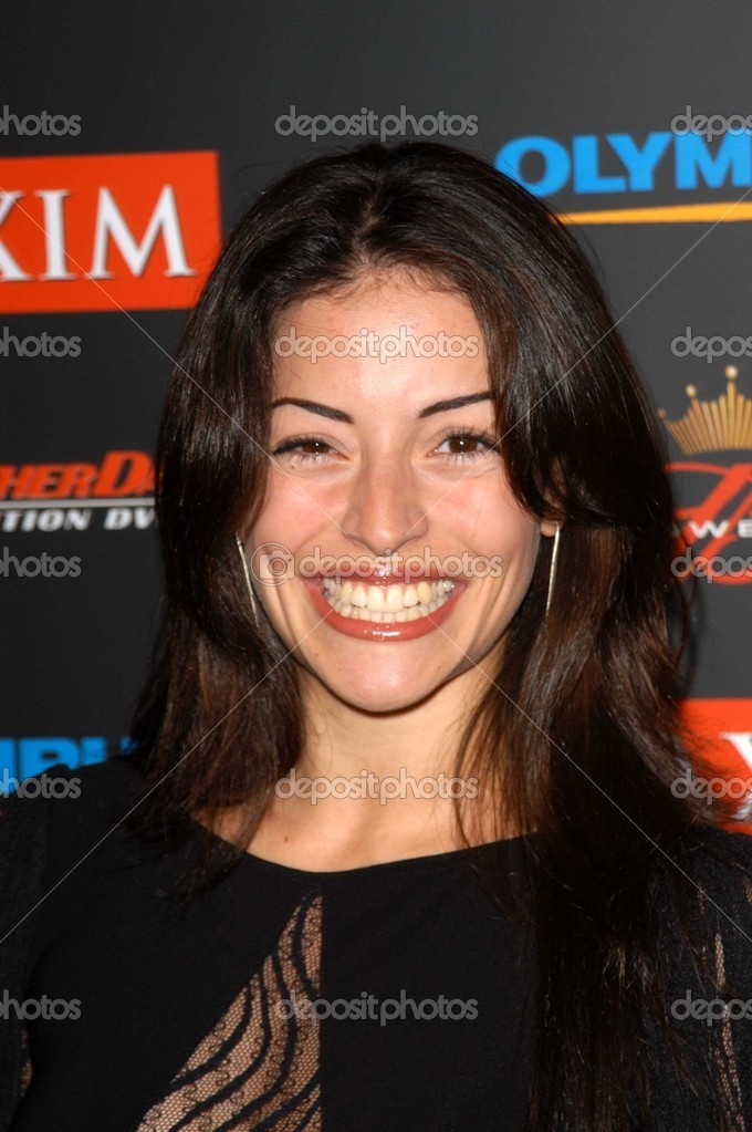 Emmanuelle Vaugier Hot