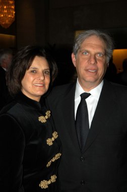 Jonathan dolgen ve eşi susan