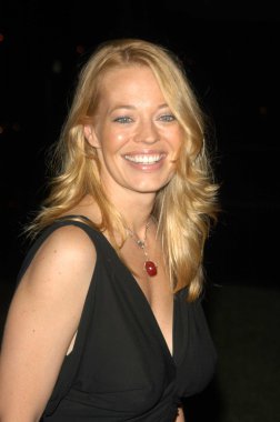Jeri Ryan