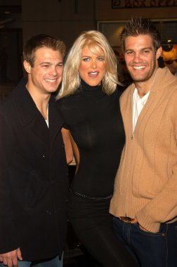 Geoff ve george stultz ile victoria silvstedt