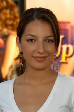 Vanessa Lengies