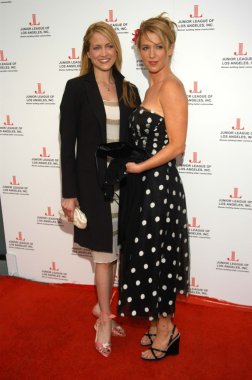Lori heuring ve poppy montgomery