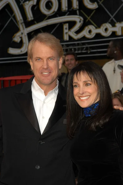 John tesh a connie sellica — Stock fotografie