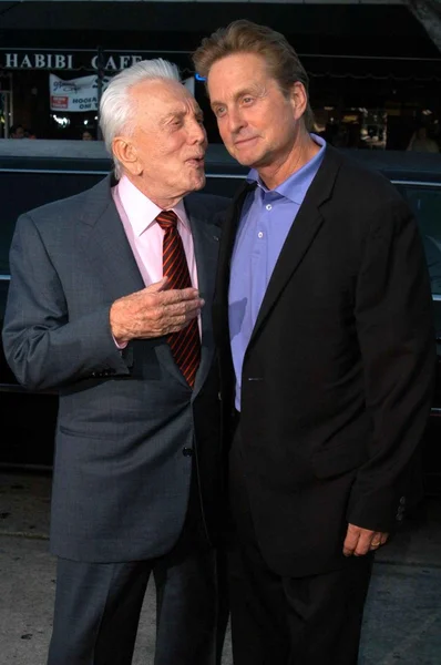 Kirk douglas i michael douglas — Zdjęcie stockowe