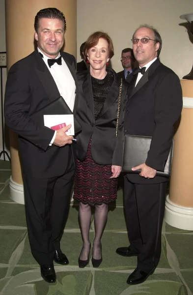 Alec Baldwin, Carol Burnett and husband Brian Miller — Stock Photo, Image