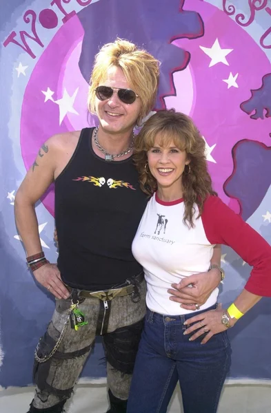 Rikki Rockett and Linda Blair — Stock Photo, Image