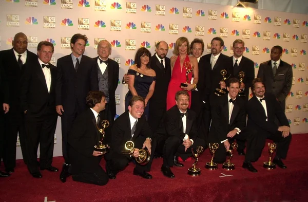 Elenco y tripulación de "The West Wing " — Foto de Stock