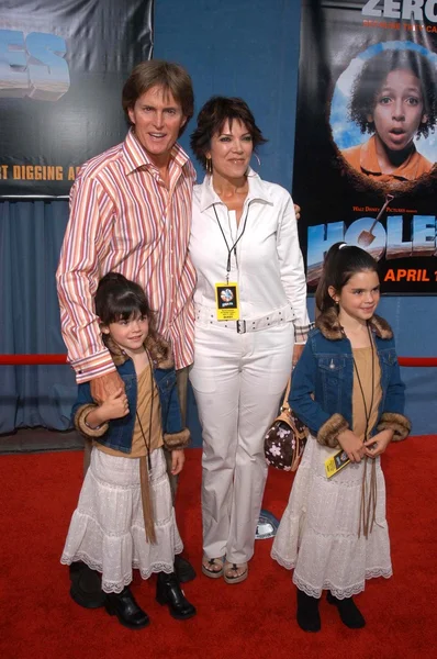 Bruce Jenner, moglie Kris e figlie Kylie e Kendall — Foto Stock