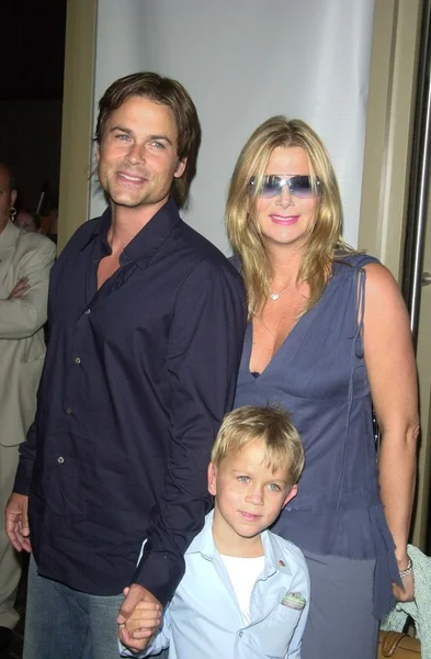 Rob lowe, manželky sheryl berkoff a syn — Stock fotografie