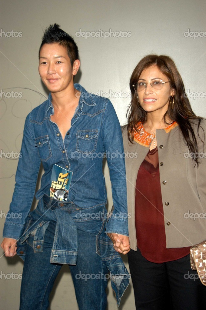 Көруге болатын ең жақсы порно - топтық секс.