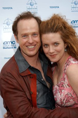 Raphael sbarge ve lisa akey