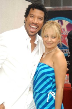 Lionel richie ve kızı nicole richie