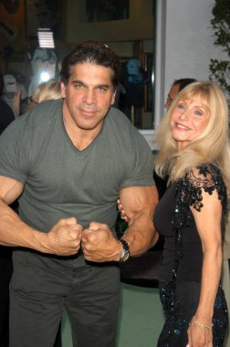 Lou ferrigno ve eşi carla