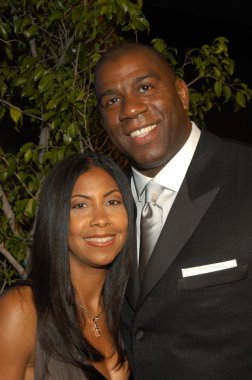 Magic johnson ve eşi kurabiye