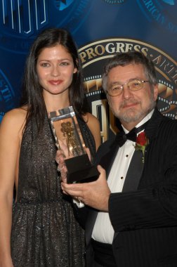 Jill hennessey ve robert asal